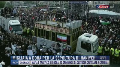 Breaking News delle 14.00 | Migliaia a Doha per la sepoltura di Haniyeh