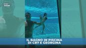 Cristiano Ronaldo: relax in piscina con Georgina dopo il Mondiale