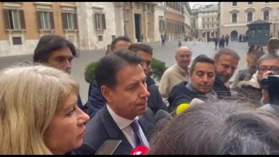 Conte: scioperano tutti tranne le industrie di armi e lebanche