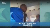 Curaçao, vietato dormire in aereo: il Mondiale sta arrivando