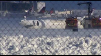 Canada, disastro aereo sfiorato a Toronto, 18 feriti