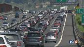 Lunghe code d'agosto sognando le vacanze