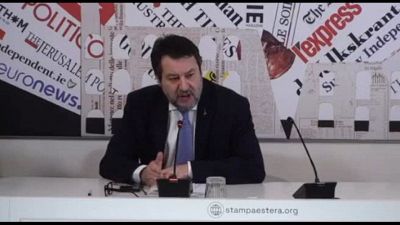 Salvini: soldati in Ucraina? "Orban fra i governanti più illuminati"