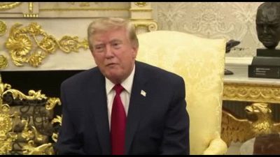 Hormuz, Trump minaccia l'Oman: "Se intralcia, lo bombardiamo"