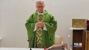 Telefonata Papa-Putin prime foto dal Gemelli
