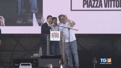 La piazza grida, ora fermare Netanyahu