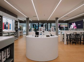 C&C Udine - Apple Premium Reseller informatica VENDITA ACCESSORI PER CELLULARI