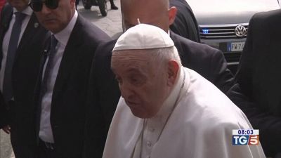 "Non è fuori pericolo ma non rischia la vita"
