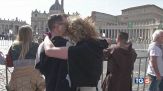 Papa Francesco, il dolore dei fedeli