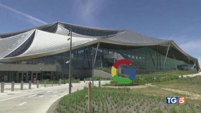 Stangata Ue a Google 890 milioni di multa