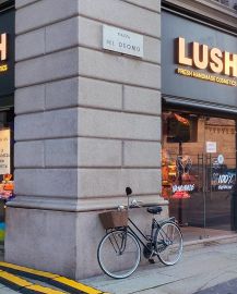 LUSH Cosmetics Milano Duomo