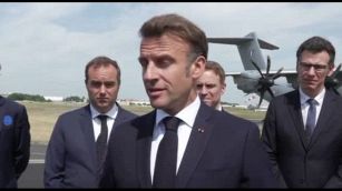 Macron:"Da Francia, Germania e Gb proposta negoziale completa a Iran"