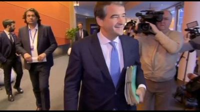 Nuova Commissione Ue, via libera a nomine di Fitto, Ribera e Varhelyi