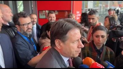 Dazi, Conte: fondi del Pnrr per le imprese? Per ora solo chiacchiere