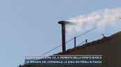 Eletto Papa Leone XIV, il momento della fumata bianca