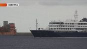 La nave "Hondius" sbarca i passeggeri ostaggi del virus a Tenerife