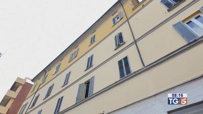 Sfrattati dai turisti l'ira degli studenti