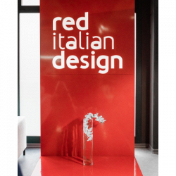 Red Italian Design logo