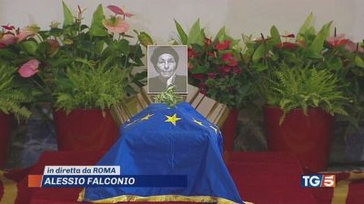 Addio di Stato a Emma con le stelle d'Europa