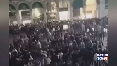 Abusi di Capodanno l'inchiesta si allarga