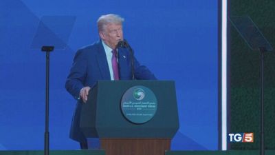 Ucraina, domani colloquio telefonico Trump-Putin