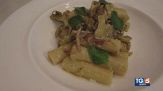 Ziti spezzati con carciofi , pecorino e mentuccia