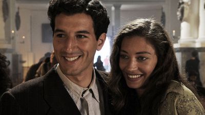 Il racconto di tre generazioni di una famiglia siciliana: con Raoul Bova e Monica Bellucci