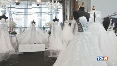 Merletti e confetti per il giorno del sì