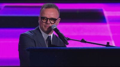 Gigi D'Alessio, tutto sul celebre cantante