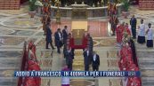 Breaking News delle 21.30 | Addio a Francesco, in 400mila per i funerali