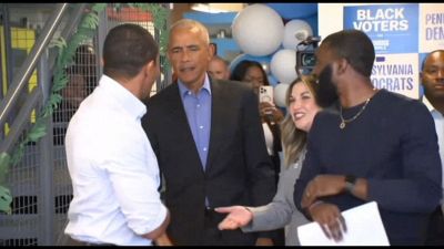 Appello di Obama agli uomini neri: "Non volete una donna presidente?"