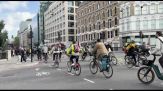 I londinesi scelgono la bici contro i disagi dello sciopero della metro
