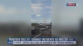 Breaking News delle 18.00 | Tragedia sull'A1, grande incidente ad Arezzo
