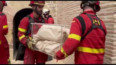 Incendi Spagna, evacuati tesori del Monastero di San Juan de la Pena