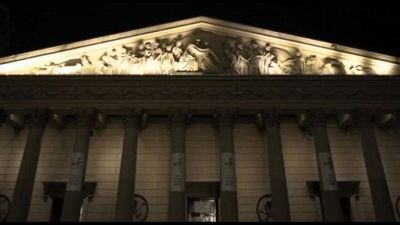 La Cattedrale di Buenos Aires dopo l'annuncio della morte del Papa