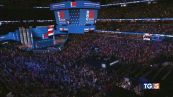 I leader dem e Oprah sul palco per Kamala