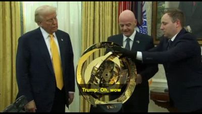Infantino presenta a Trump la nuova Coppa del Mondiale per Club