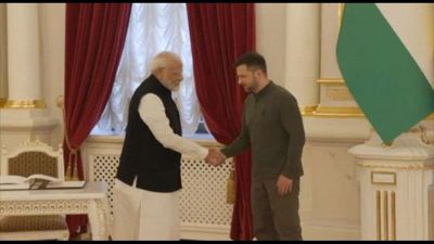 Il premier indiano Modi a Kiev ricevuto dal presidente Zelensky