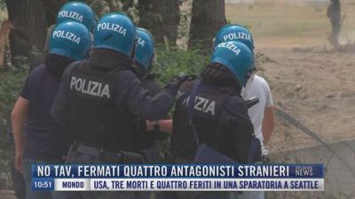 Breaking News delle 11.00 | No Tav, fermati quattro antagonisti stranieri