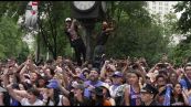 New York pazza per i Knicks: migliaia alla parata per i campioni Nba