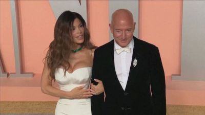 Primi vip e mega yacht in Laguna, spazio aereo controllato