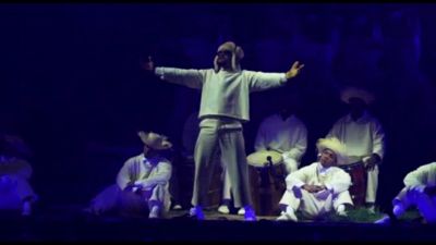 Bad Bunny inaugura serie di concerti nella sua Porto Rico