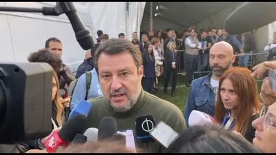 Salvini: chiedo scusa a Tajani, cori da 4 scemi