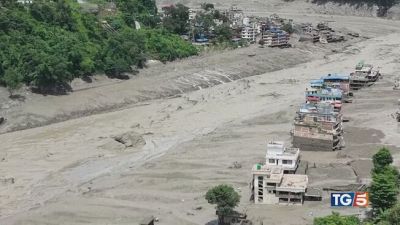 Apocalisse in Nepal "Due italiani dispersi"