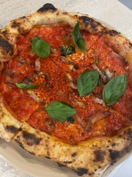 Pizza marinara-Vatillum Pizzeria Paestum
