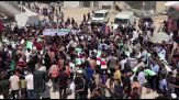 A Gaza funerali per 50 persone, recuperate da macerie di 3 anni di guerra