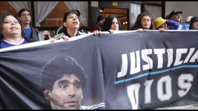 Avvocato famiglia Maradona: Diego non è stato curato correttamente