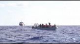 Migranti, nave Emergency soccorre 31 naufraghi nella zona Sar libica
