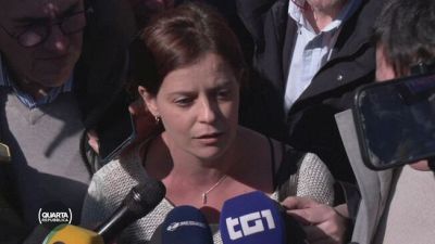 Ilaria Salis grida al regime per un controllo di polizia