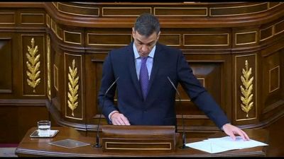 Il premier spagnolo Sanchez: non getterò la spugna